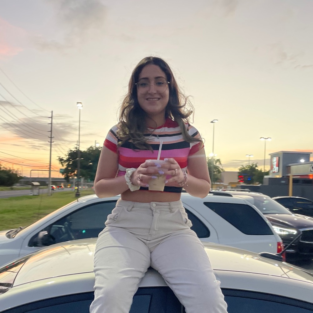 Meet your Posher, Rocio